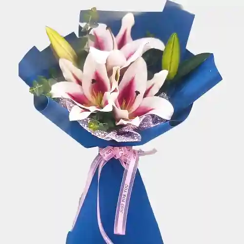 دسته گل لیلیوم دیوا کد 10021015
