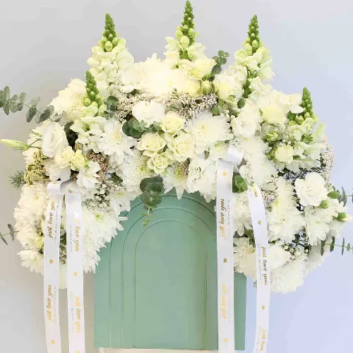باکس گل خواستگاری شایلی کد 2001205