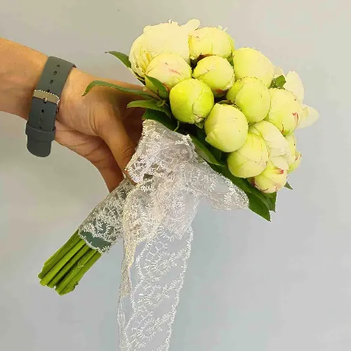 دسته گل عروس ملکه زیبایی کد 1001008