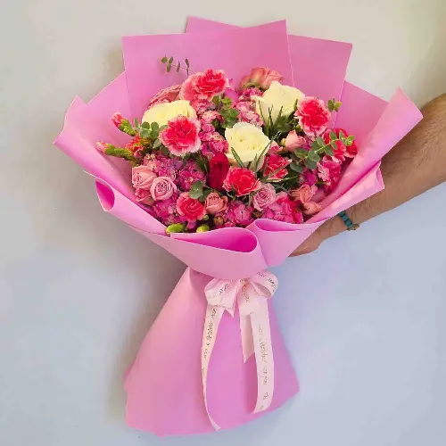 دسته گل تولد اهورا کد 1001601