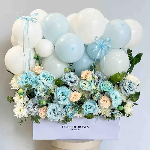 باکس گل و بادکنک نیکان کد 1401509