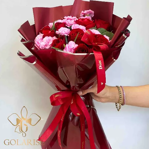 دسته گل تولد ژینا کد 1001604