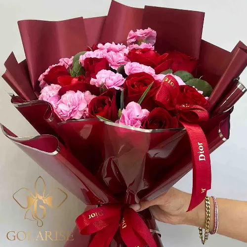 دسته گل تولد ژینا کد 1001604
