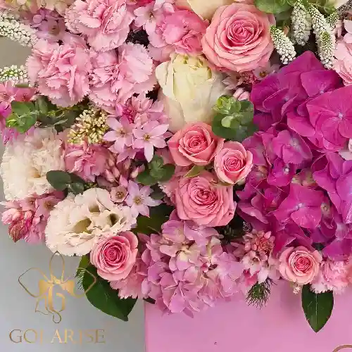 باکس گل تولد روشا کد 20010032