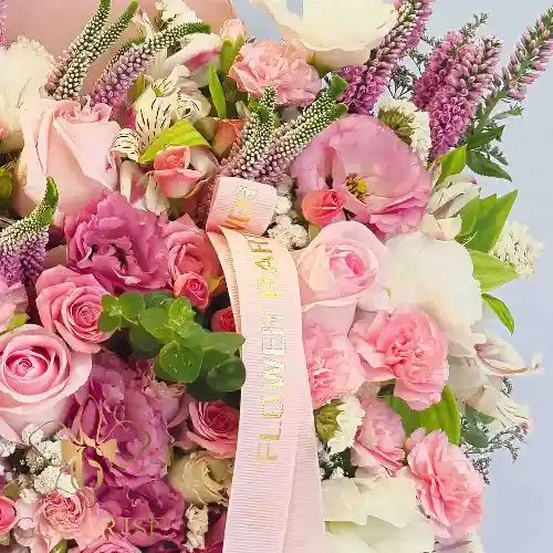 باکس گل تولد غزاله کد 20010031